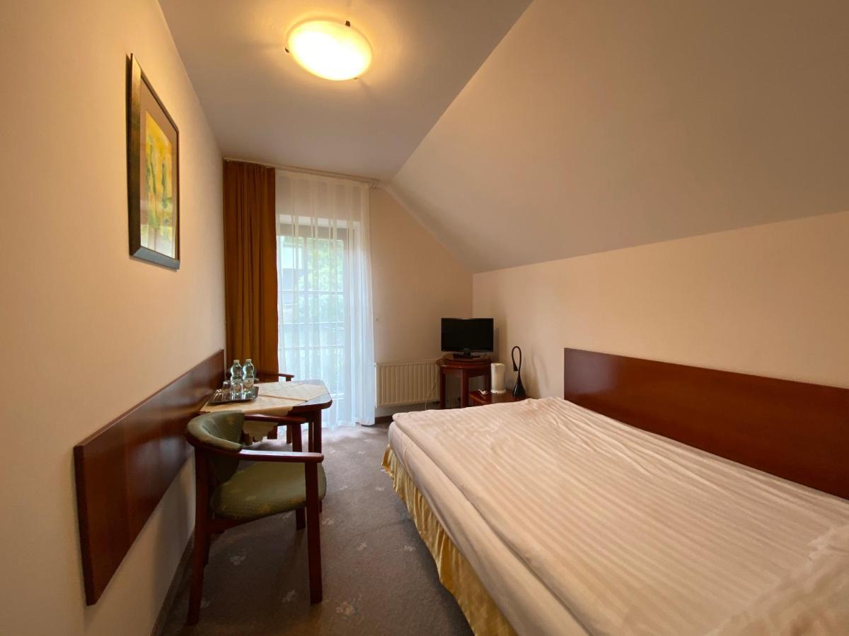 Hotel Grant Крыница-Здруй Экстерьер фото