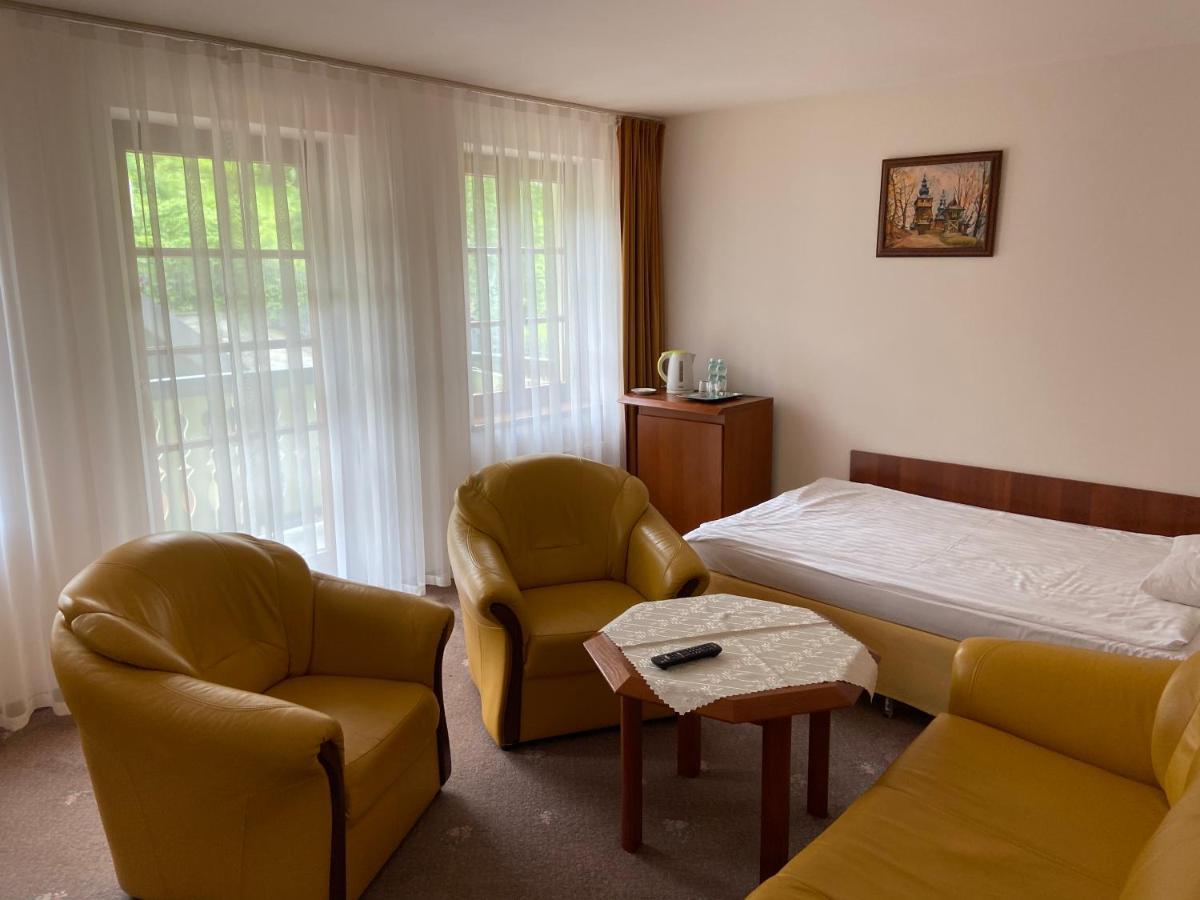 Hotel Grant Крыница-Здруй Экстерьер фото