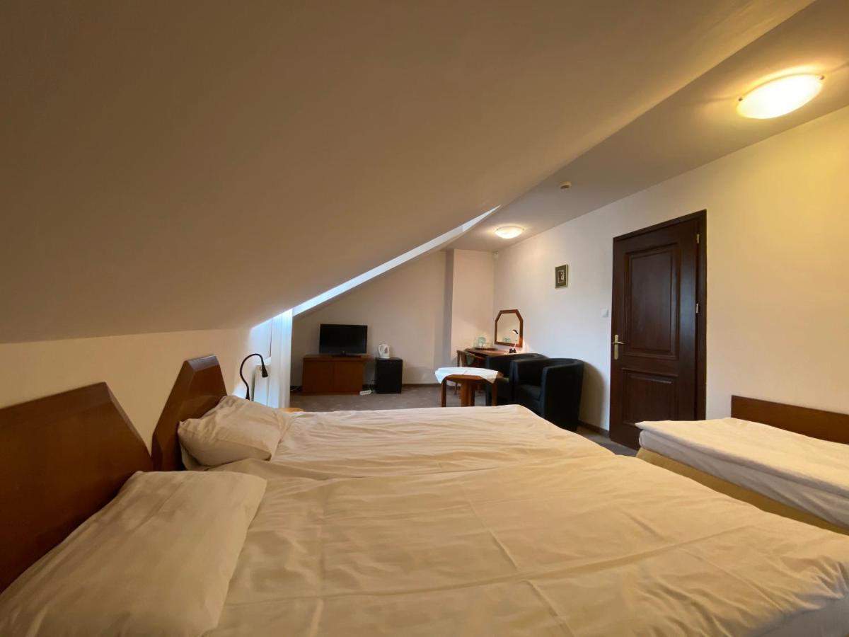Hotel Grant Крыница-Здруй Экстерьер фото