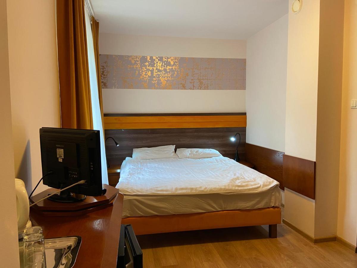 Hotel Grant Крыница-Здруй Экстерьер фото