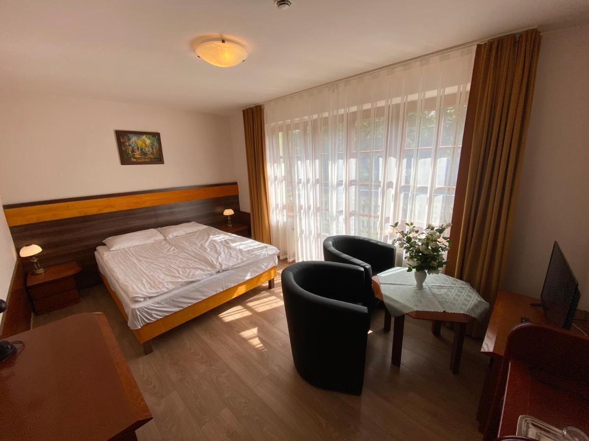 Hotel Grant Крыница-Здруй Экстерьер фото