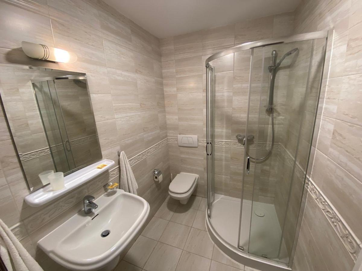 Hotel Grant Крыница-Здруй Экстерьер фото