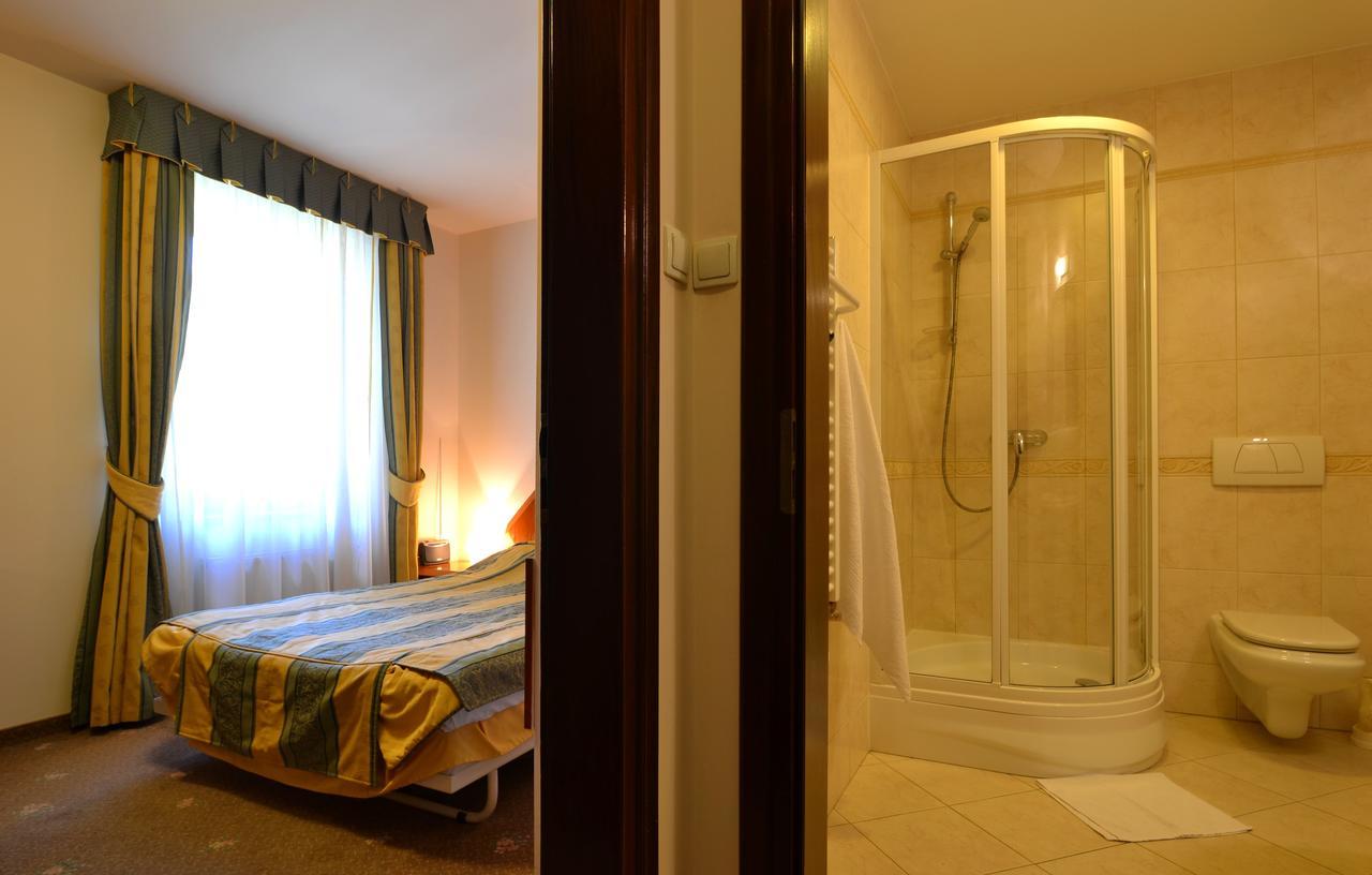 Hotel Grant Крыница-Здруй Экстерьер фото