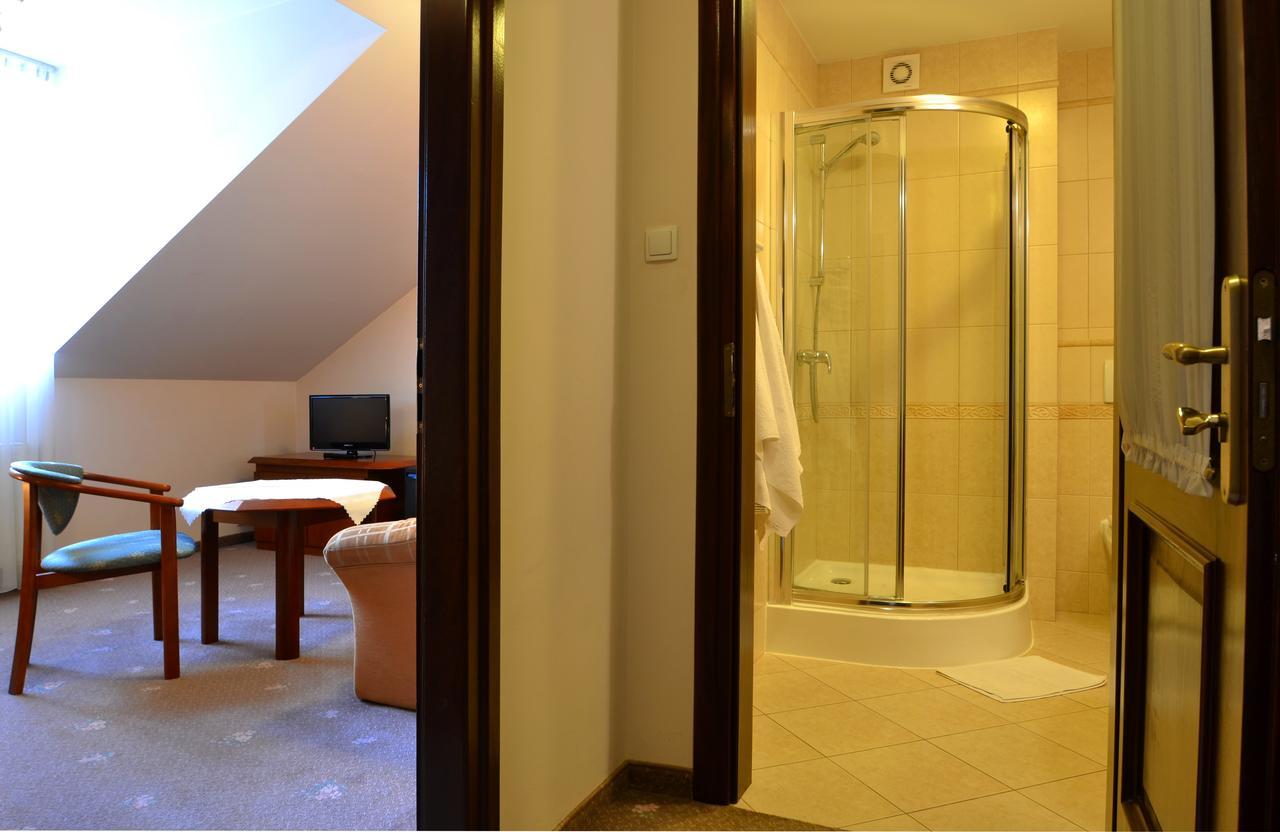 Hotel Grant Крыница-Здруй Экстерьер фото